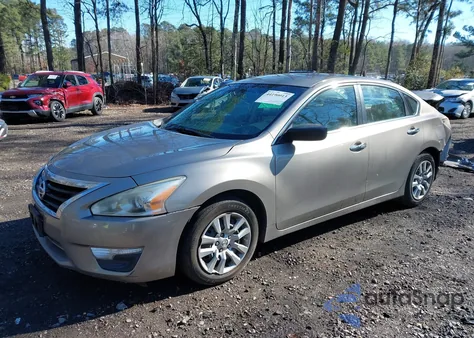 2014 Nissan Altima 2.5/2.5 S/2.5 Sl/2.5 Sv z USA, uszkodzony, nr VIN 1N4AL3APXEC407036